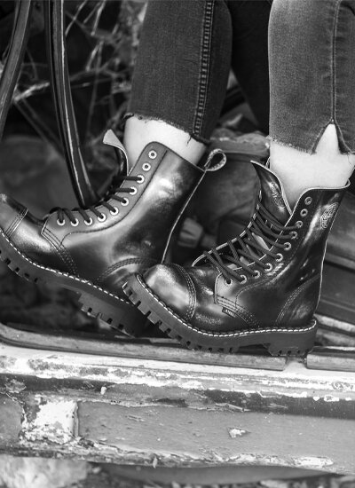 10 Loch Stiefel Steel